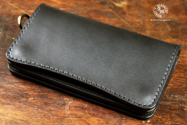 Trucker Wallet 'Concealed' Extra Pockets Midnight Black - Medium